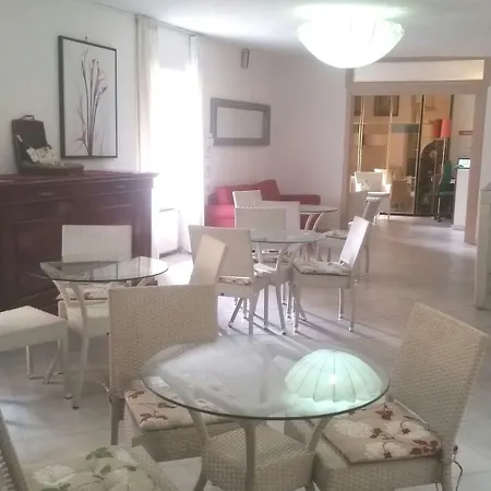 Pensionat Maison Degas-dimora Di Charme 3*