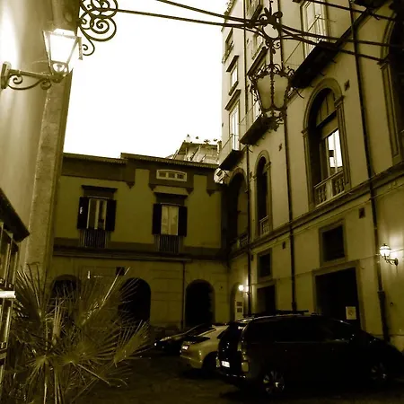 Maison Degas-dimora Di Charme Naples
